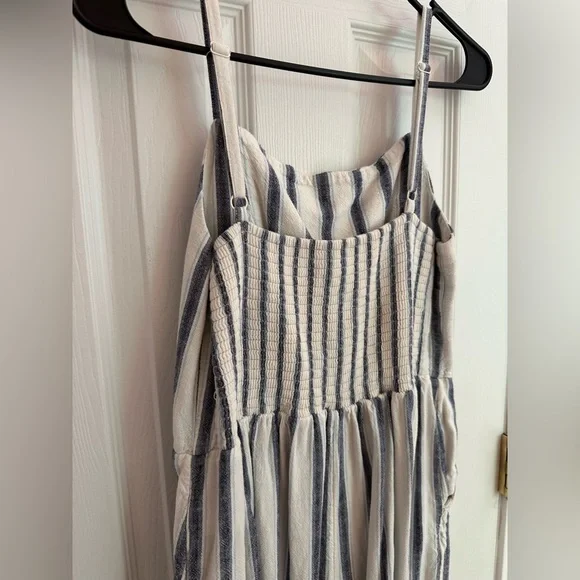 Old Navy Women’s Large Linen Blend Striped Jumpsuit White Blue Summer Spring - Picture 8 of 10